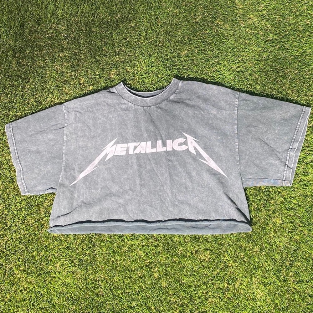 NOT FOR SALE Brandy Melville METALLICA cropped tee